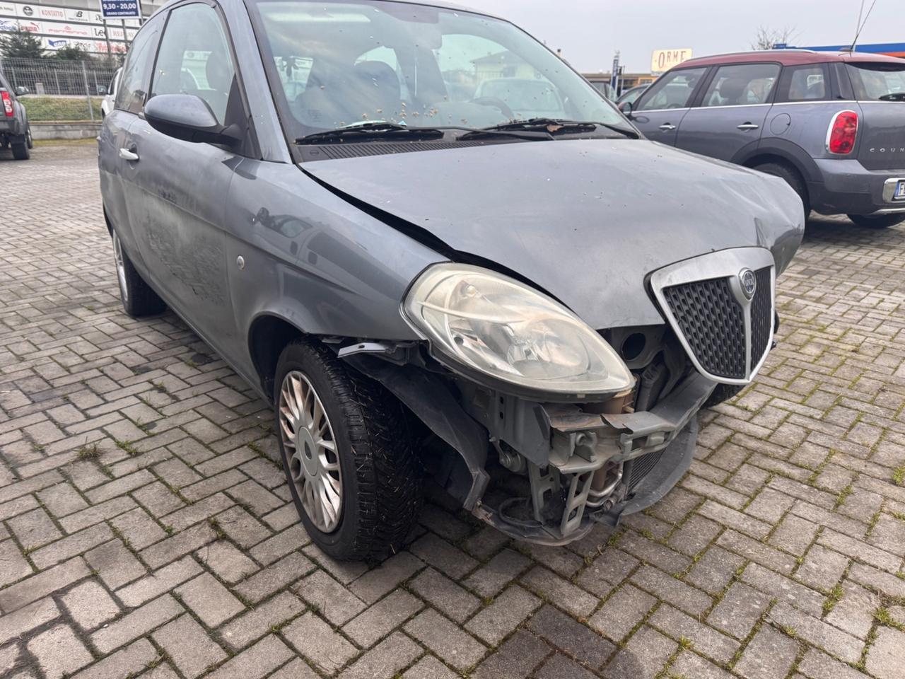 Lancia Ypsilon 1.2 Argento