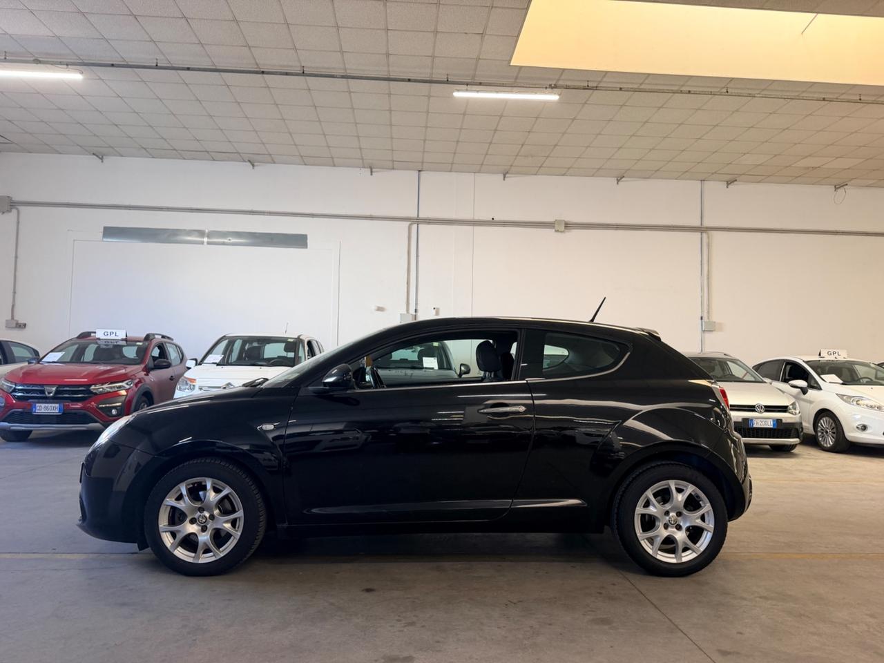 Alfa Romeo MiTo 1.3 JTDm-2 95 CV S&S Distinctive Sport Pack