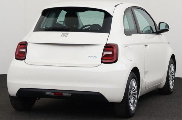 FIAT 500e Berlina 42 kWh Icon