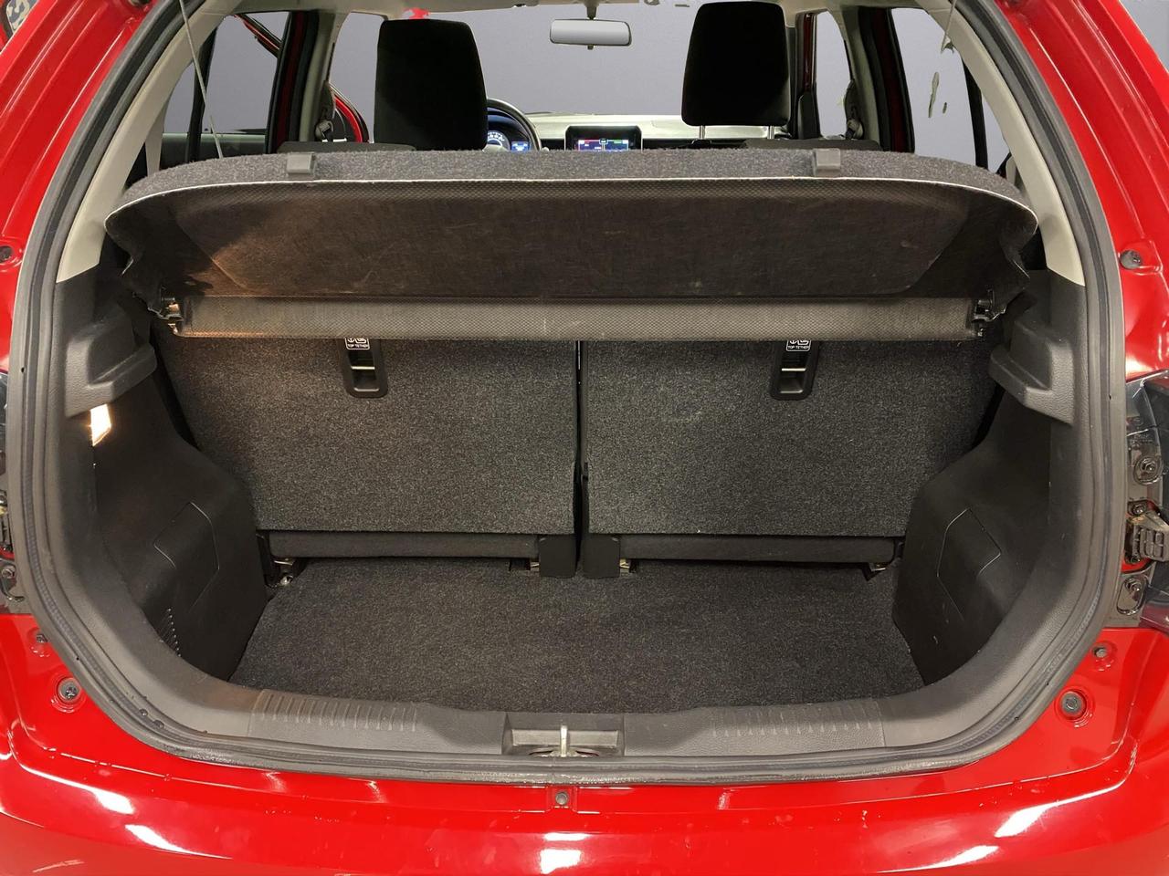 Suzuki Ignis 1.2h Top 2wd