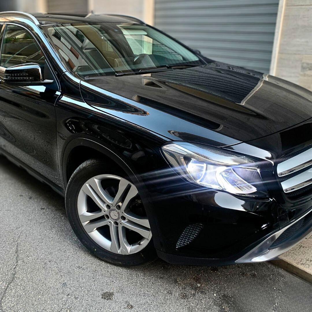 Mercedes-Benz GLA 180 D Sport