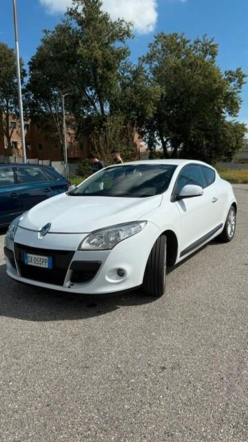 Renault Megane Mégane Coupé 2.0 TCe 180CV Luxe