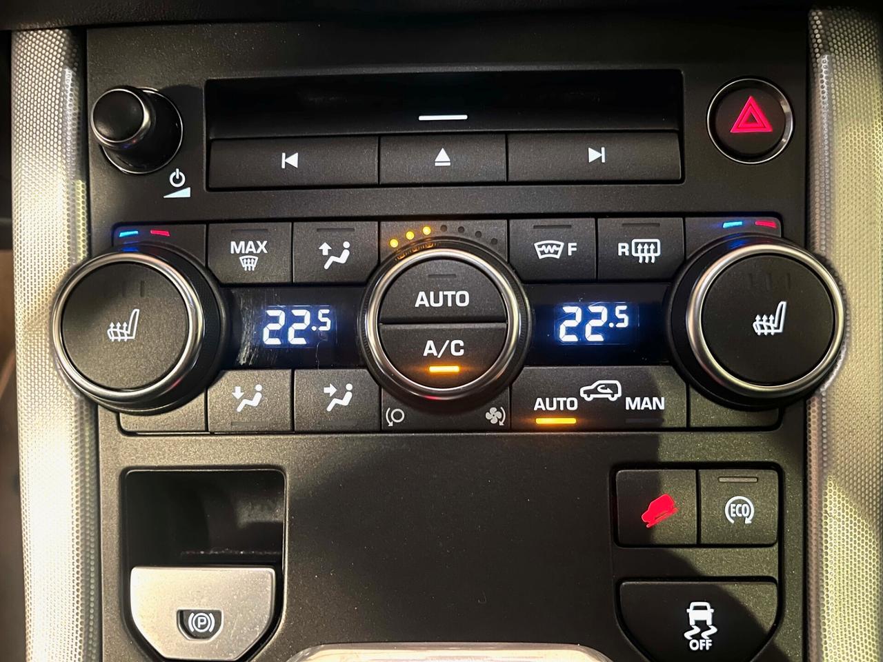 RANGE ROVER EVOQUE DYNAMIC 5p 2.2 TDI 190CV 9m NAVI CERCHI 20 PELLE TOTALE TETTO PANORAMICO