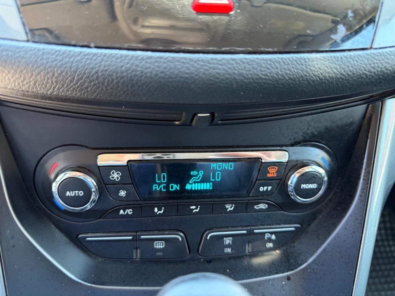 Ford C-Max 2.0 TDCi 163CV Powershift Titanium
