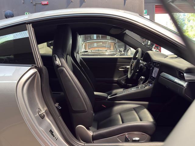 PORSCHE 911 3.0 Carrera 4 Coupé