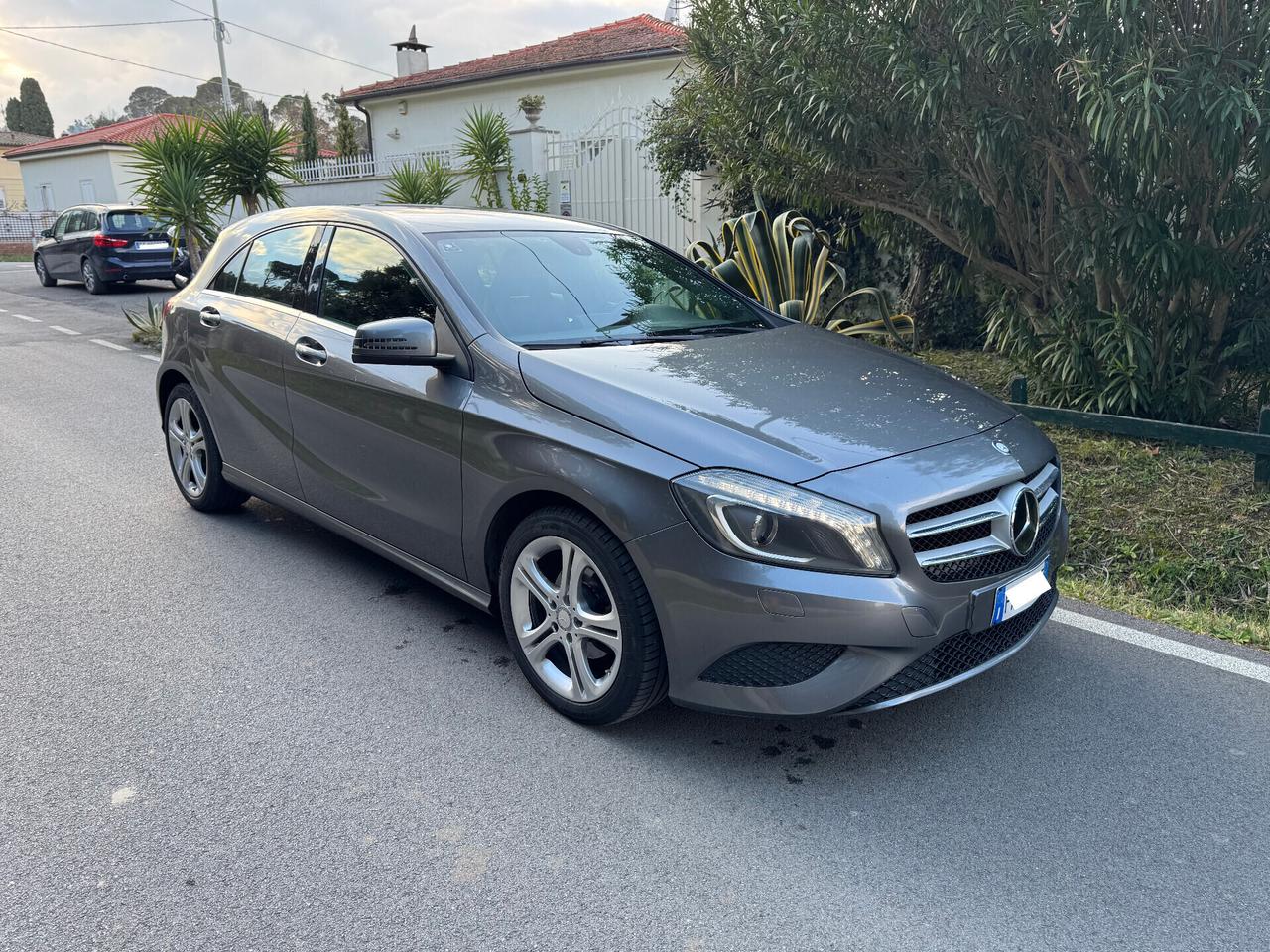 Mercedes-benz A 180d Automatic Sport - Unico Proprietario