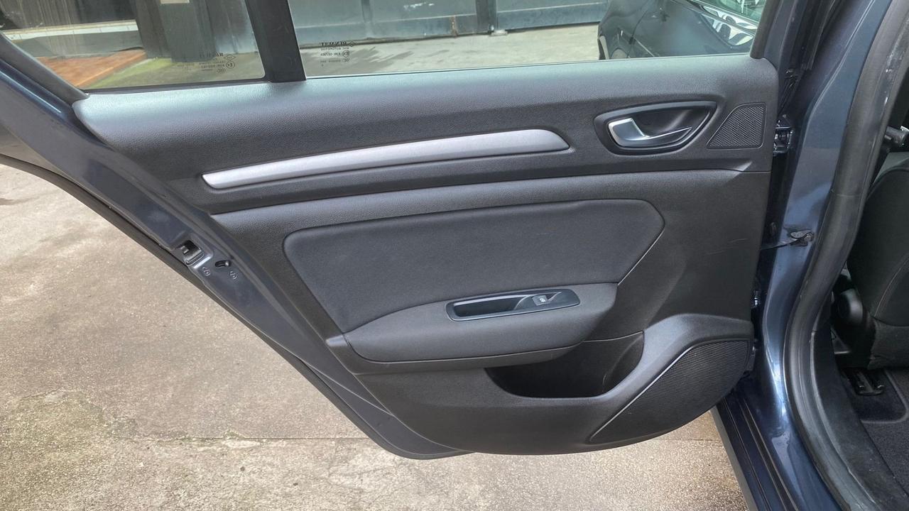 Renault Megane Mégane Blue dCi 115 CV EDC Business