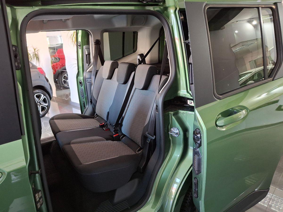 FORD - Tourneo Courier - 1.0 EcoBoost Titanium