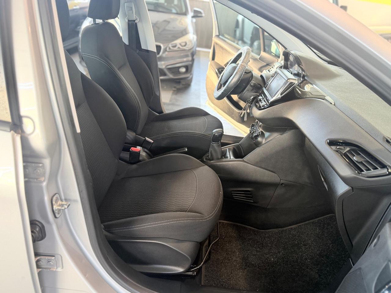 Peugeot 208 PureTech 82CV 5p. GPL Allure Euro 6