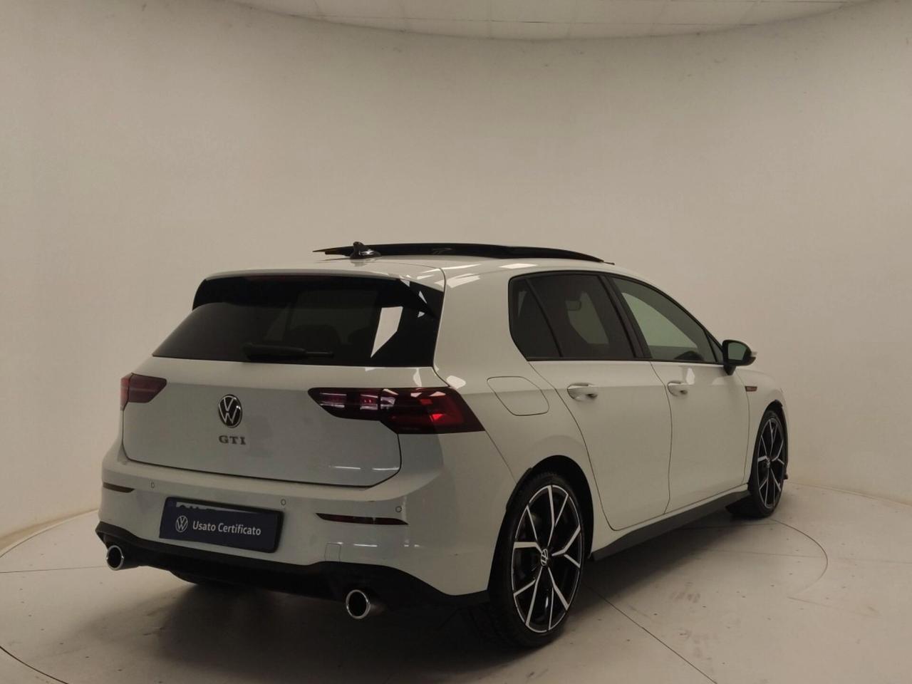 Volkswagen Golf GTI 2.0 TSI DSG