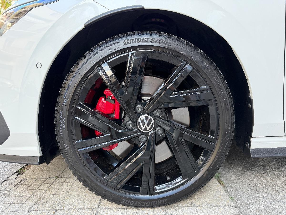 Volkswagen Golf 8 GTI 2.0 TSI 245 CV