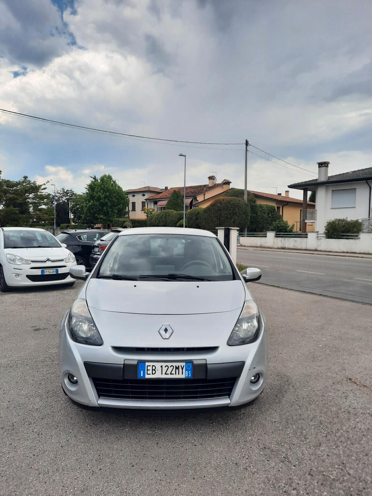 Renault Clio 1.5 dCi 65CV 5 porte OK NEOPATENTATI