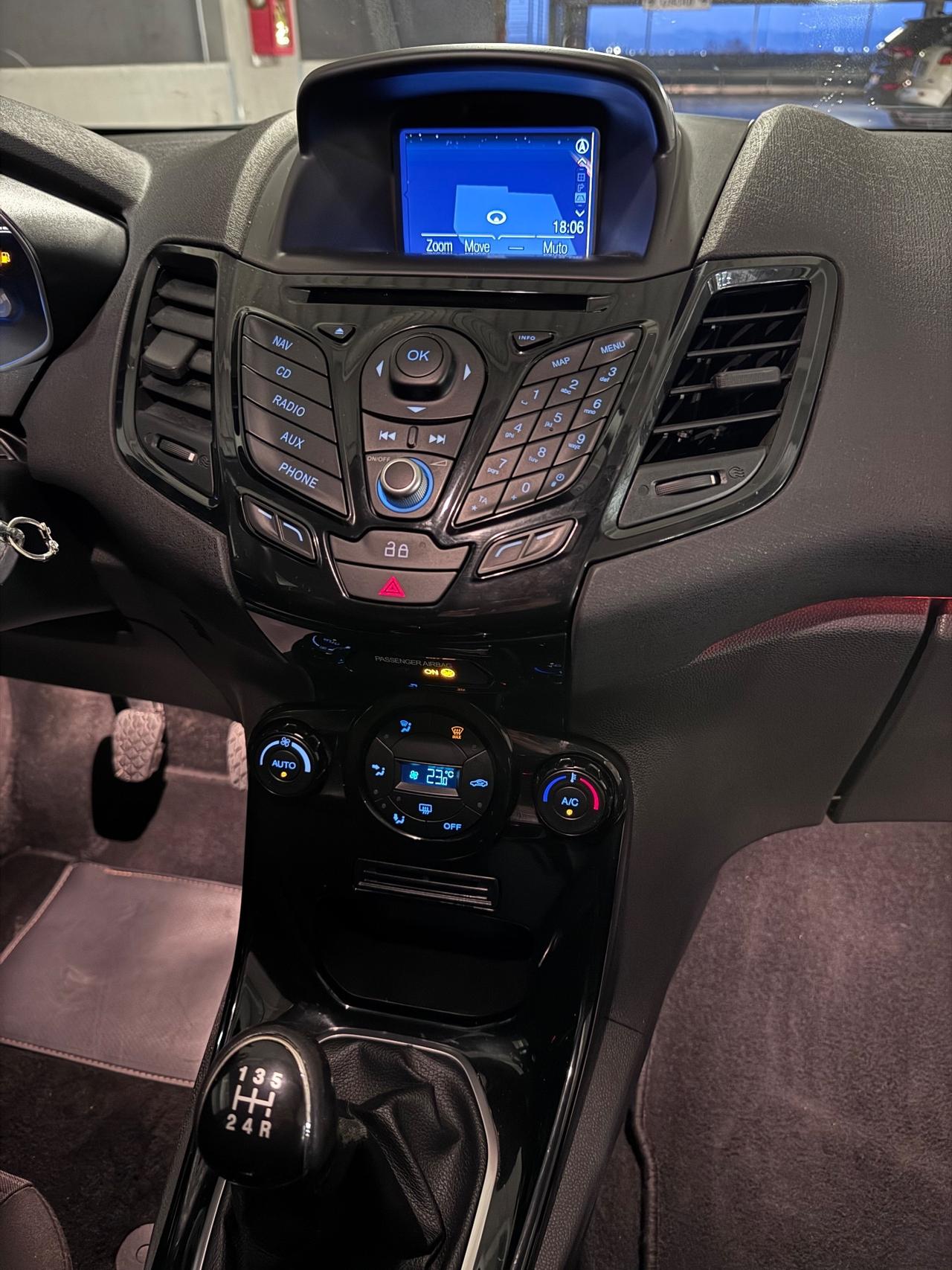 Ford Fiesta 1.2 60CV 5 porte Titanium