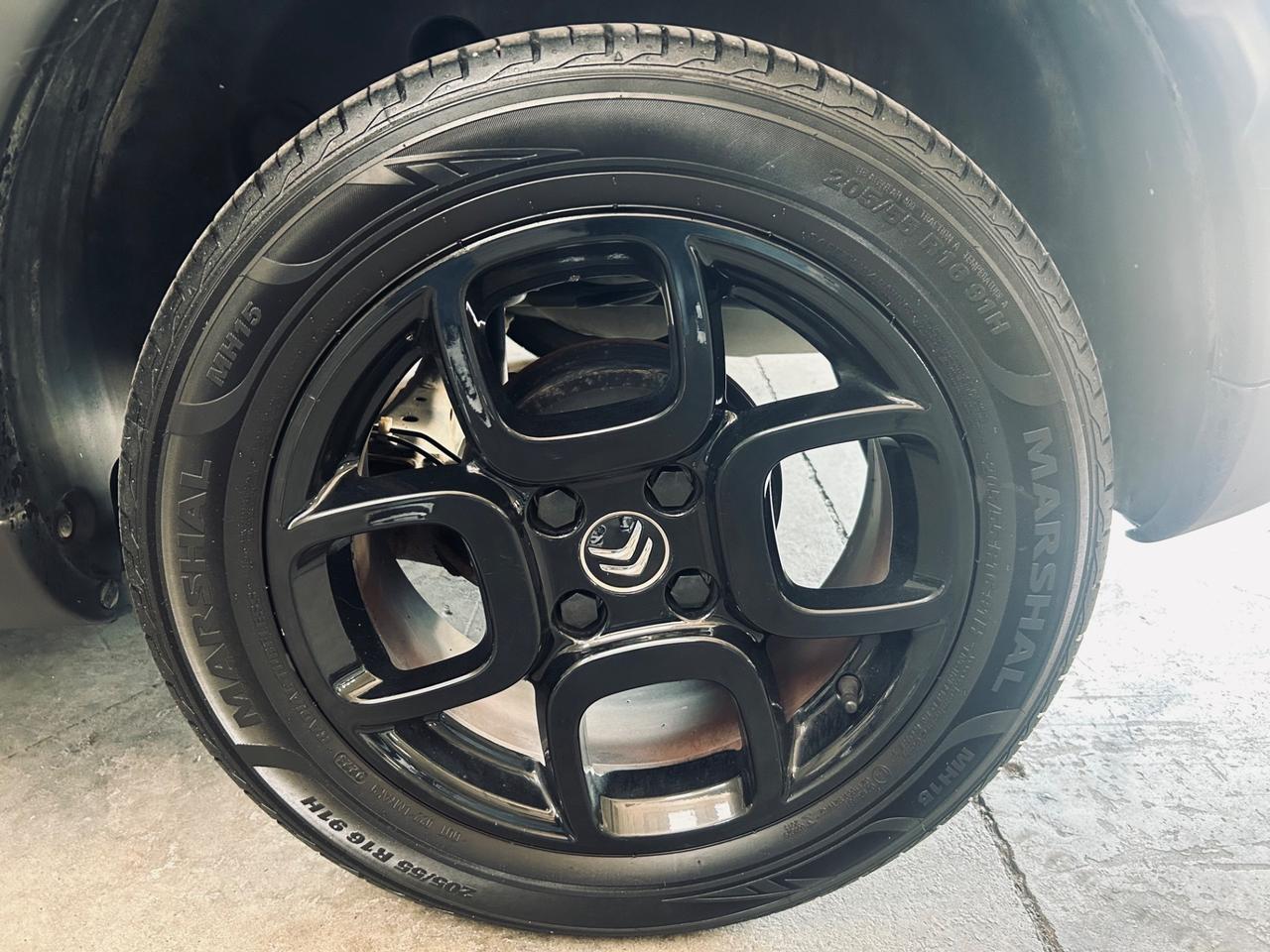 Citroen C4 Cactus 1200 puretech 82cv SHINE EURO6