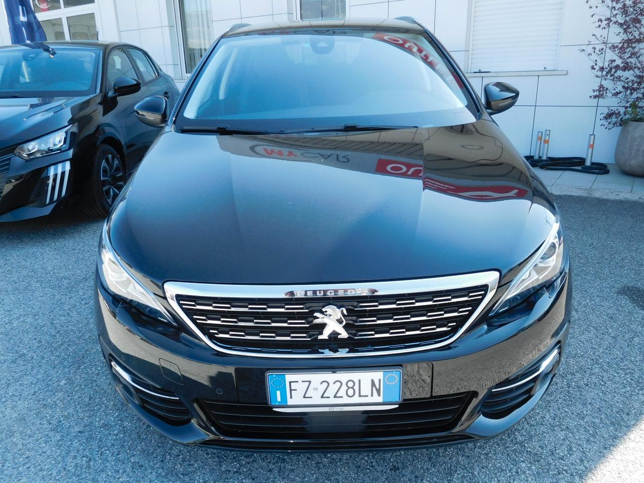 Peugeot 308 BlueHDi 130 S&S SW Allure