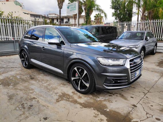 AUDI SQ7 4.0 V8 TDI quattro tiptronic