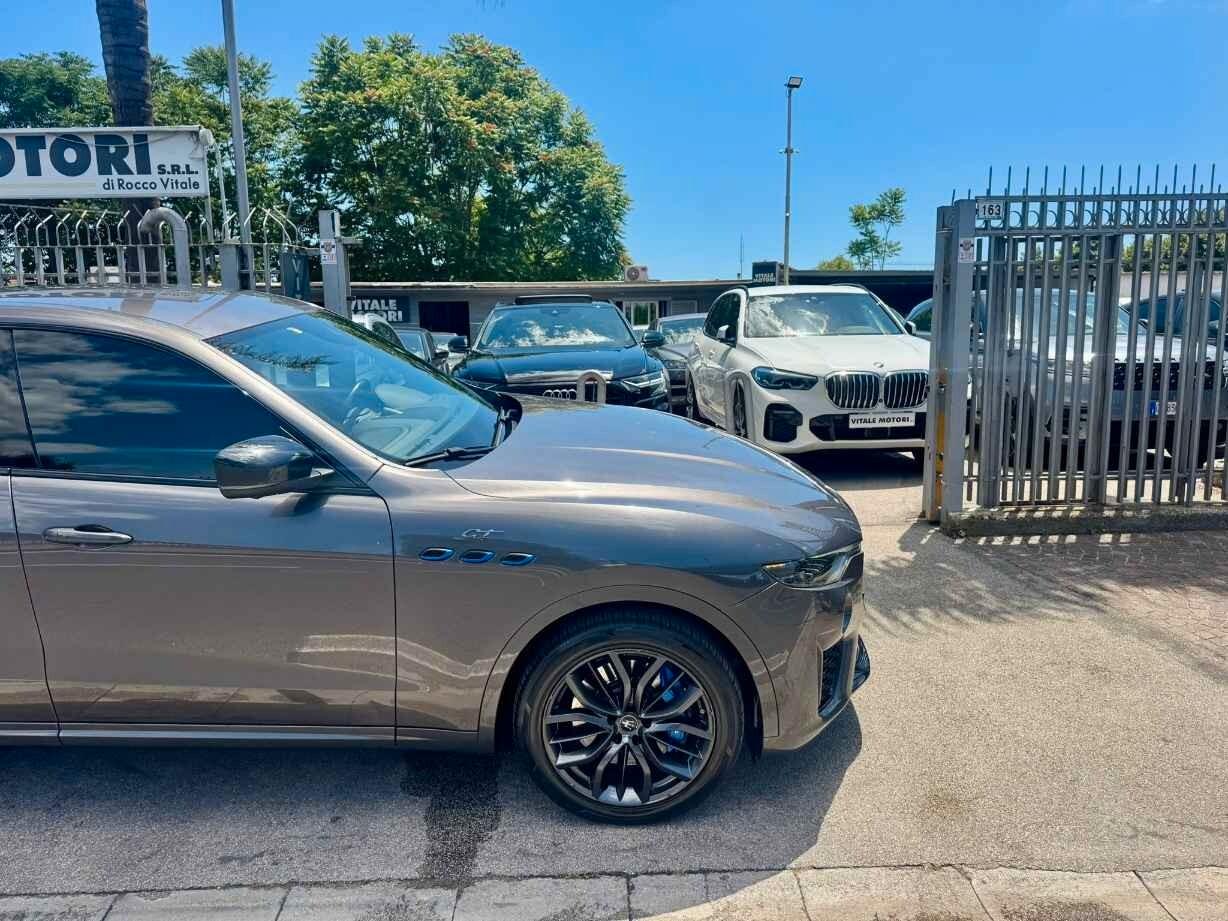 MASERATI LEVANTE MHEV 330 CV AWD GT