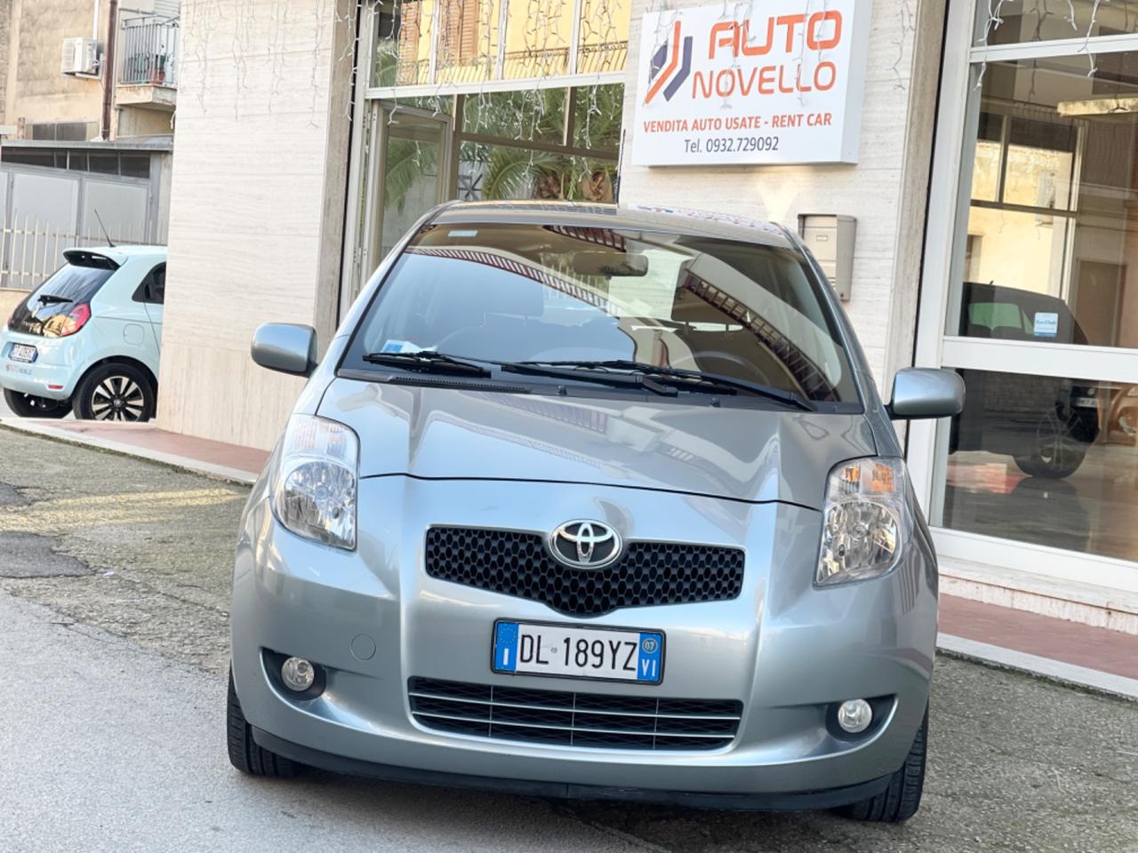 Toyota Yaris 1.4 D-4D 5 porte Sol