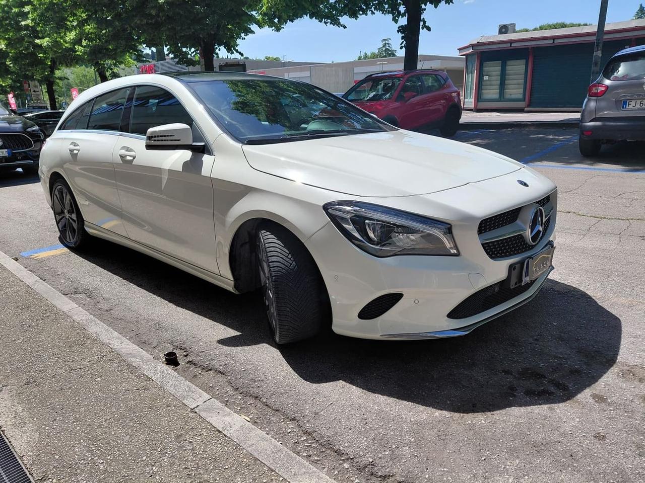 Mercedes-Benz CLA 180 Executive Shooting Br #11009