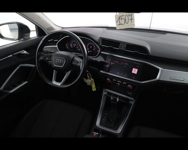 AUDI Q3 35 TDI S tronic Business Advanced