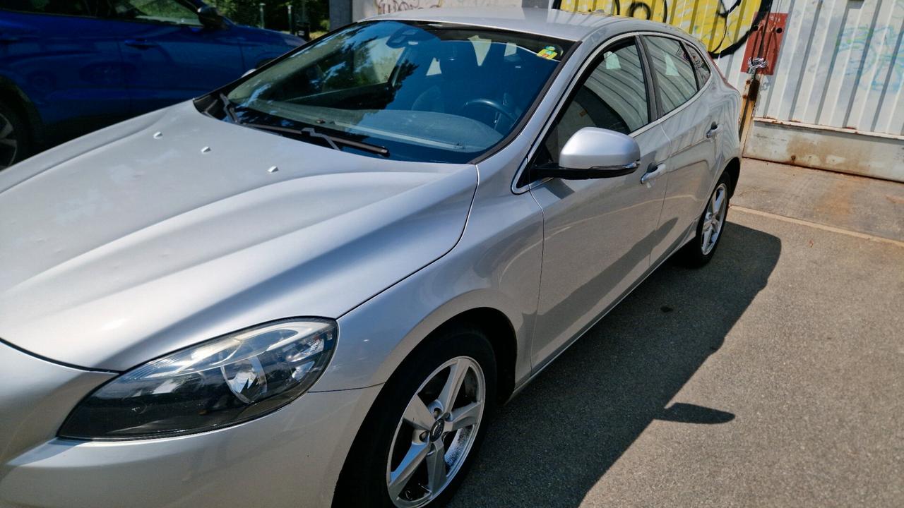 Volvo V40 D2 1.6 Diesel