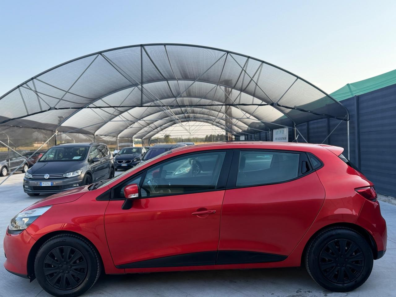 Renault Clio 1.2 73CV