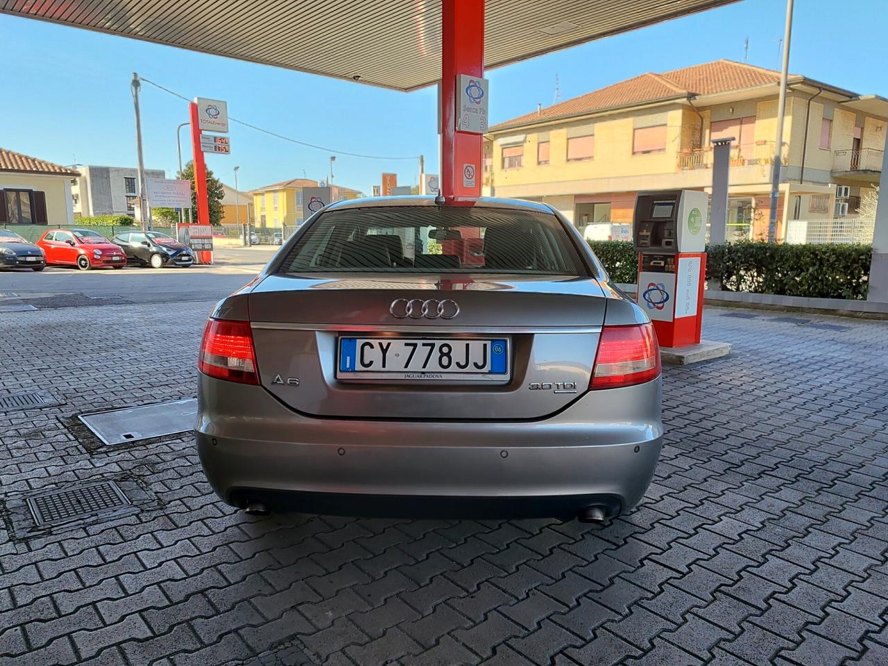 Audi A6 3.0 V6 TDI quattro 2006 berlina promo