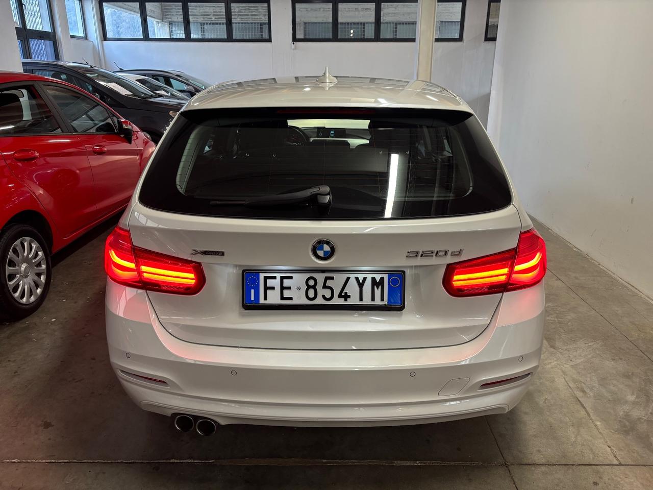 Bmw 320d xDrive Luxury |BIANCO PERLA AUTOMATICA |