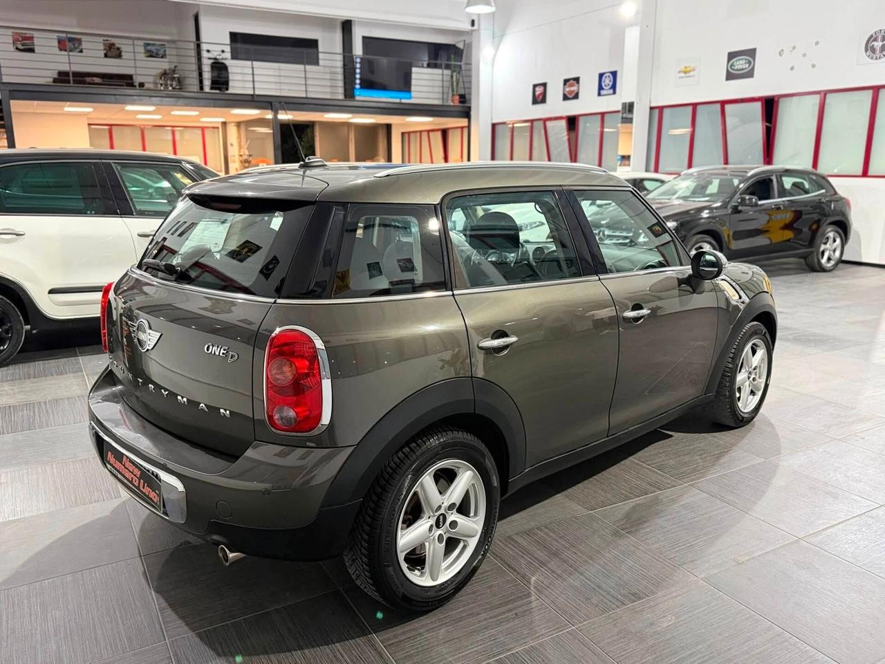 MINI 1.6 ONE D BUSINESS COUNTRYMAN 90cv 2014