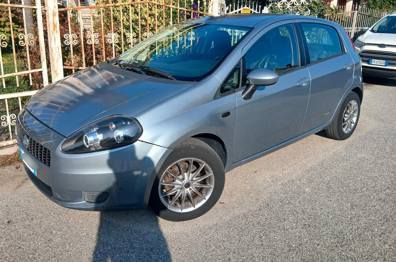 Fiat Grande Punto 1.3 MJT 90 CV 5 porte Dynamic