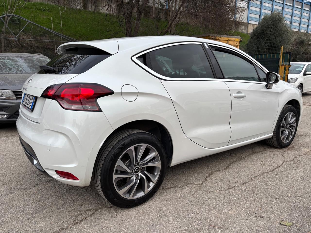 Citroen DS4 1.6 e-HDi 110cv So Chic OK Neopatentati
