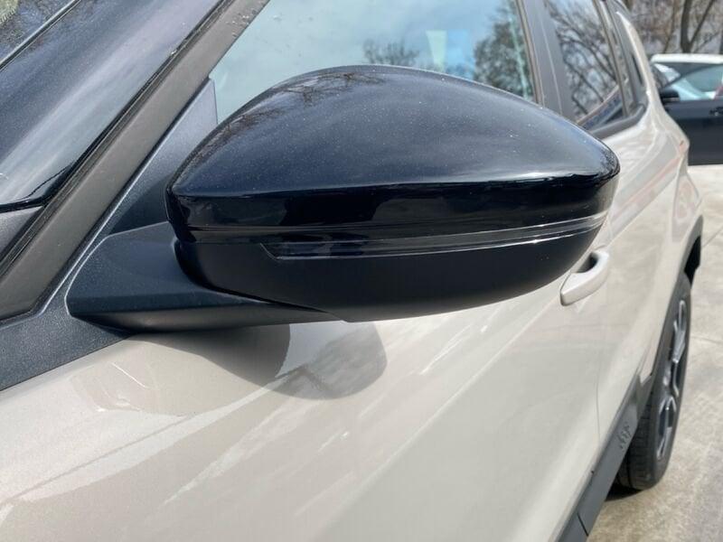 Jeep Avenger e-Hybrid 1.2 MHEV e-Hybrid Turbo Summit