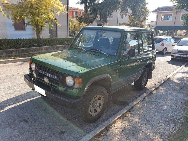 Mitsubishi Pajero I 2.3 TD 84CV Autocarro G.Traino