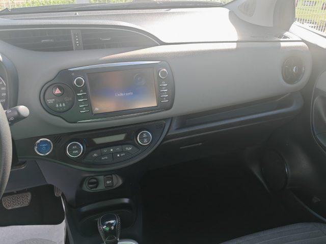 TOYOTA Yaris 1.5 Hybrid 5 porte Business