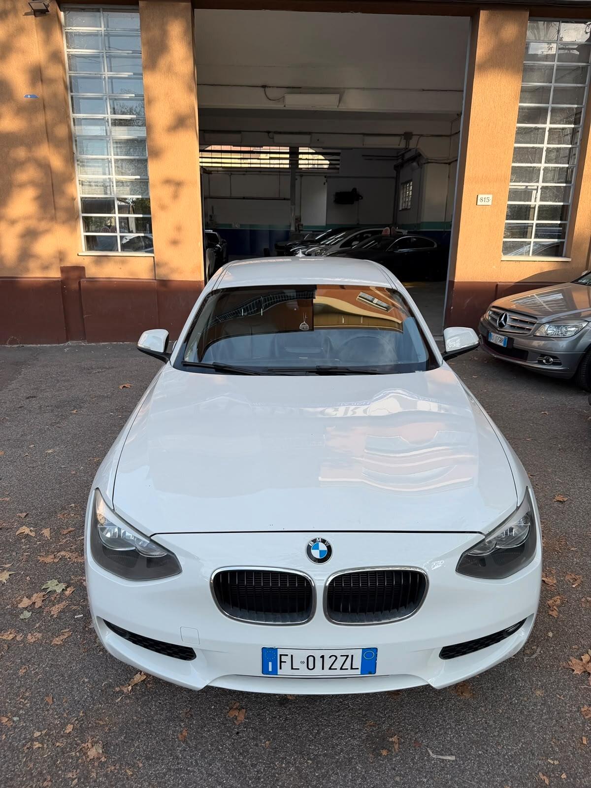 Bmw 116 116d 5p. Efficient Dynamics Urban