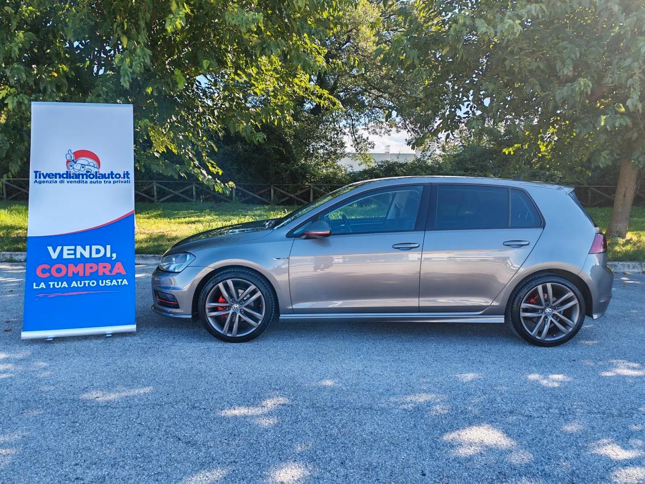 Volkswagen Golf 1.6 TDI 110 CV 5p. Executive R-Line