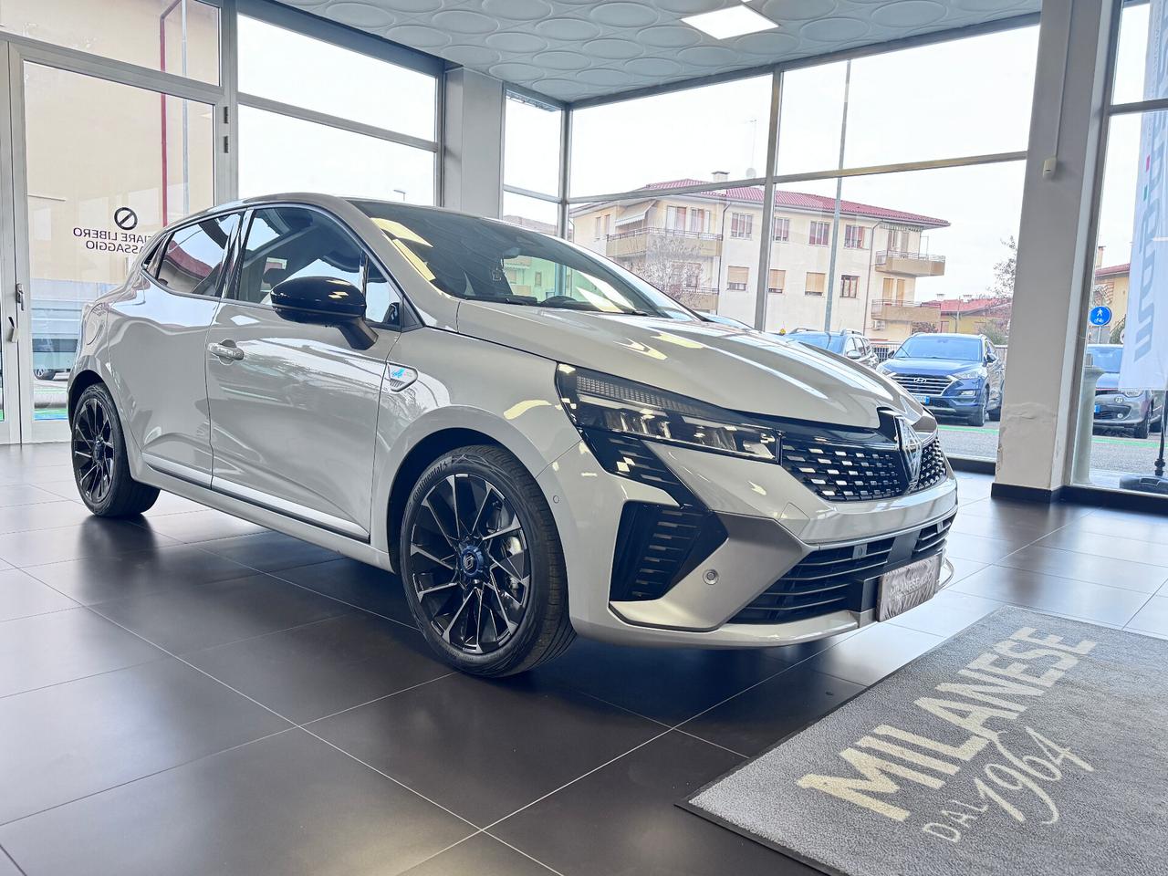 Renault Clio Full Hybrid E-Tech 145 CV 5 porte Esprit Alpine