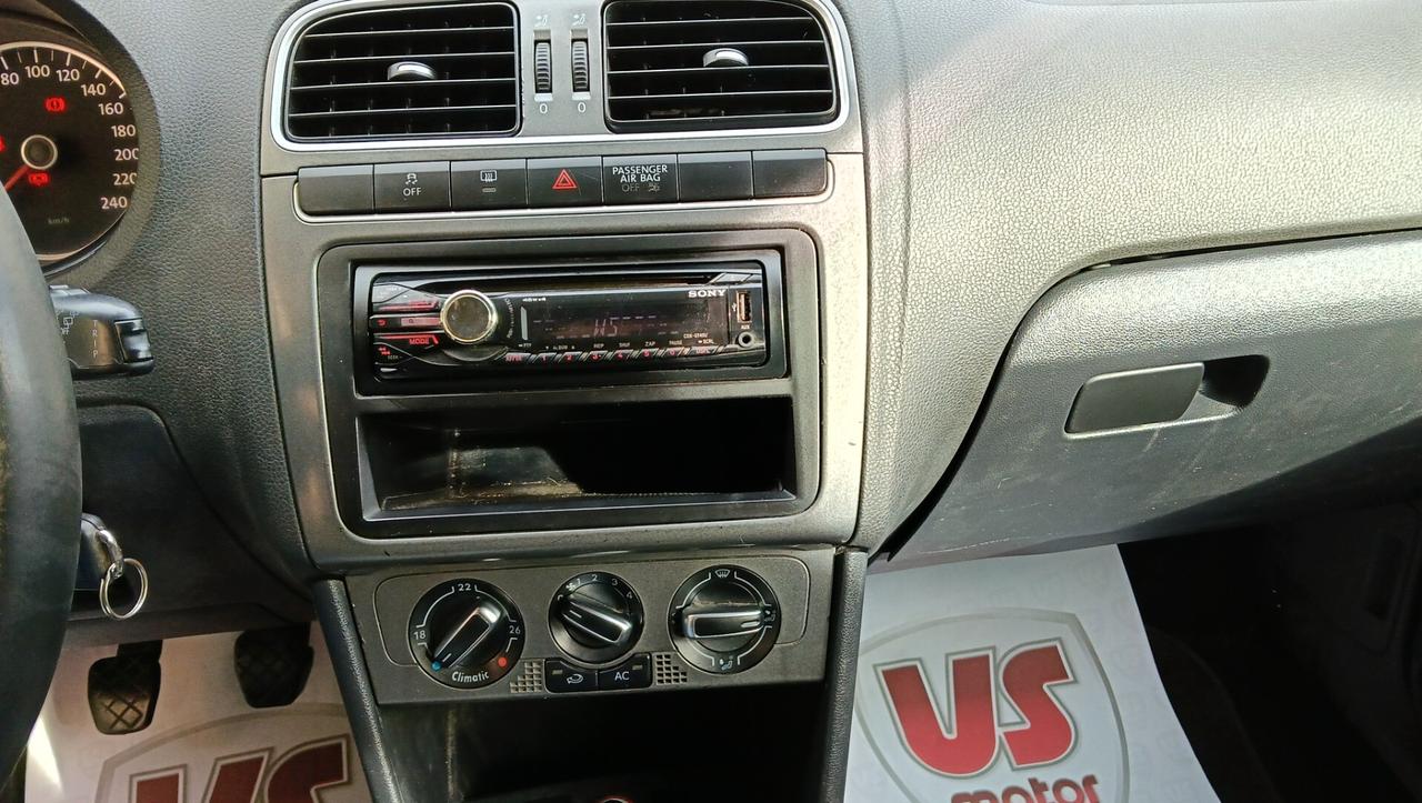 VOLKSWAGEN POLO 1.6 TDI-2010