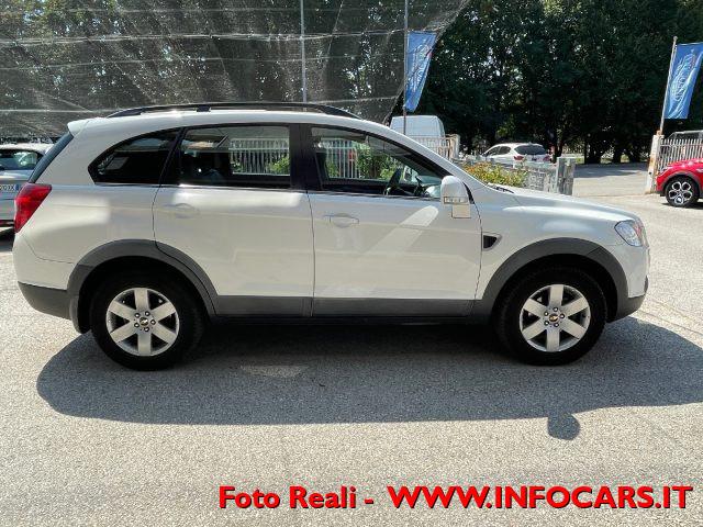 CHEVROLET Captiva 2.0 VCDi LS 7 POSTI