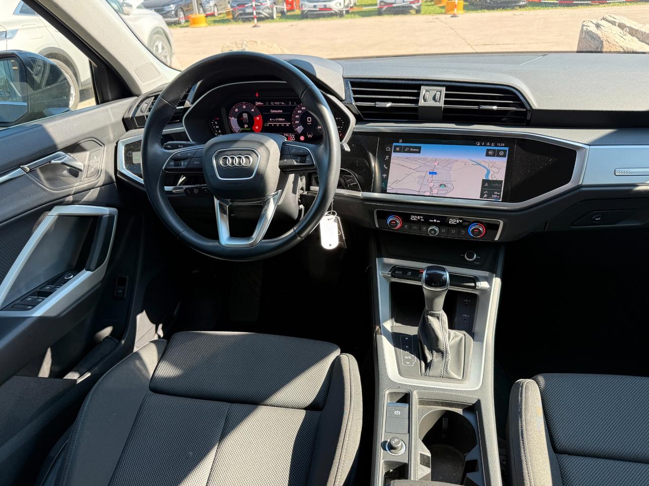 Audi Q3 35 TDI S tronic Business Advanced