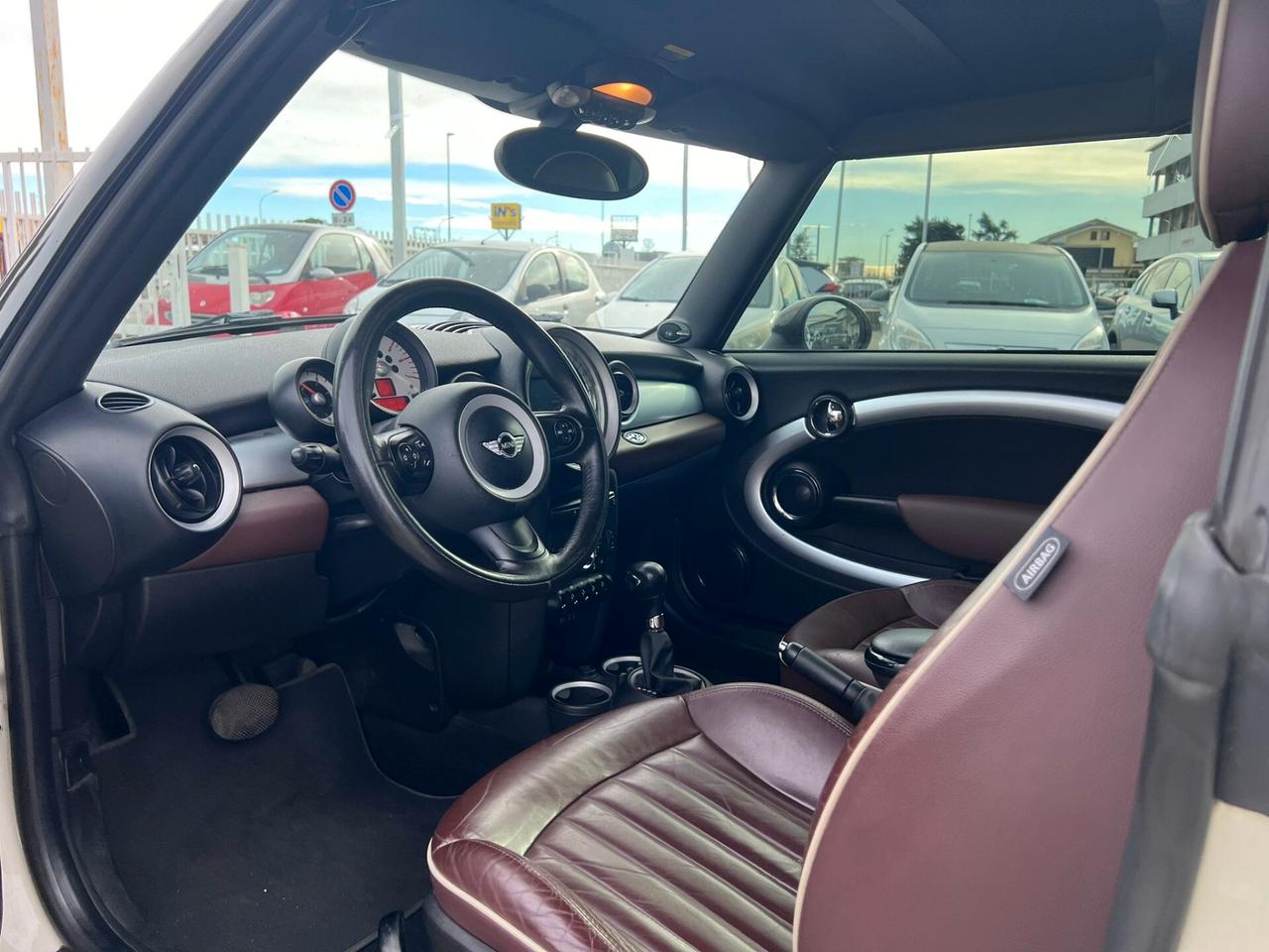 Mini 2.0 16V Cooper D Cabrio Automatica