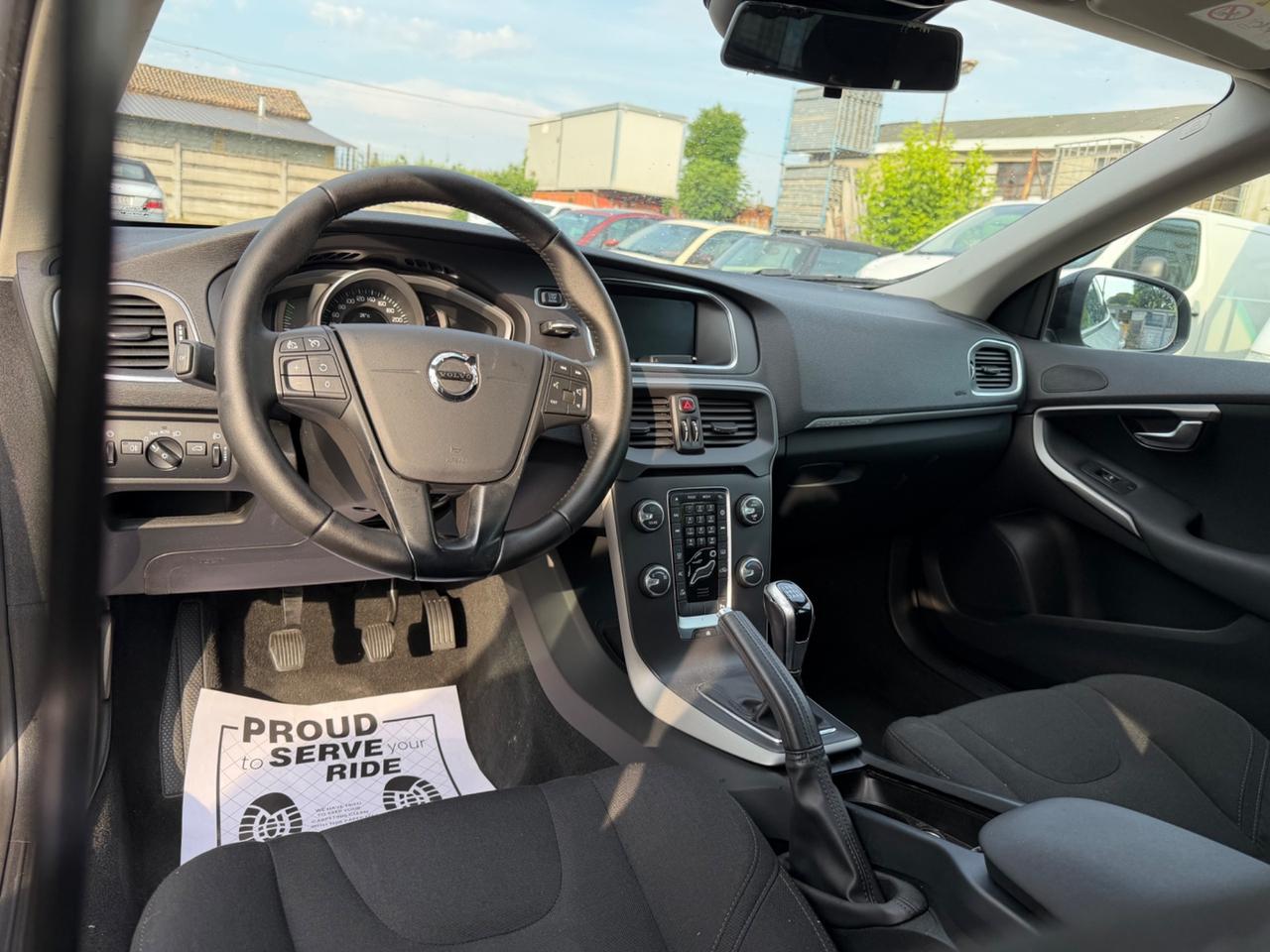 Volvo V40 Cross Country D2 Geartronic Momentum