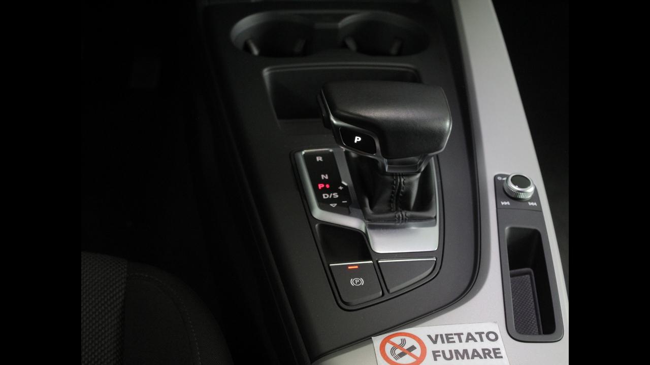 Audi A4 AVANT 40 G-TRON S TRONIC