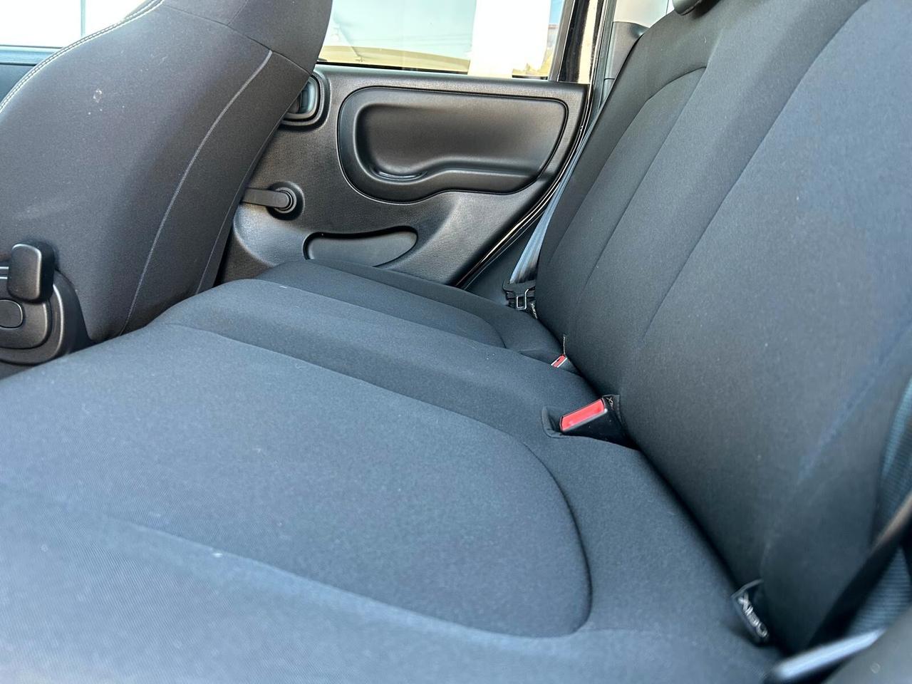 Fiat Panda 1.0 FireFly Hybrid 6mt SPOTICAR