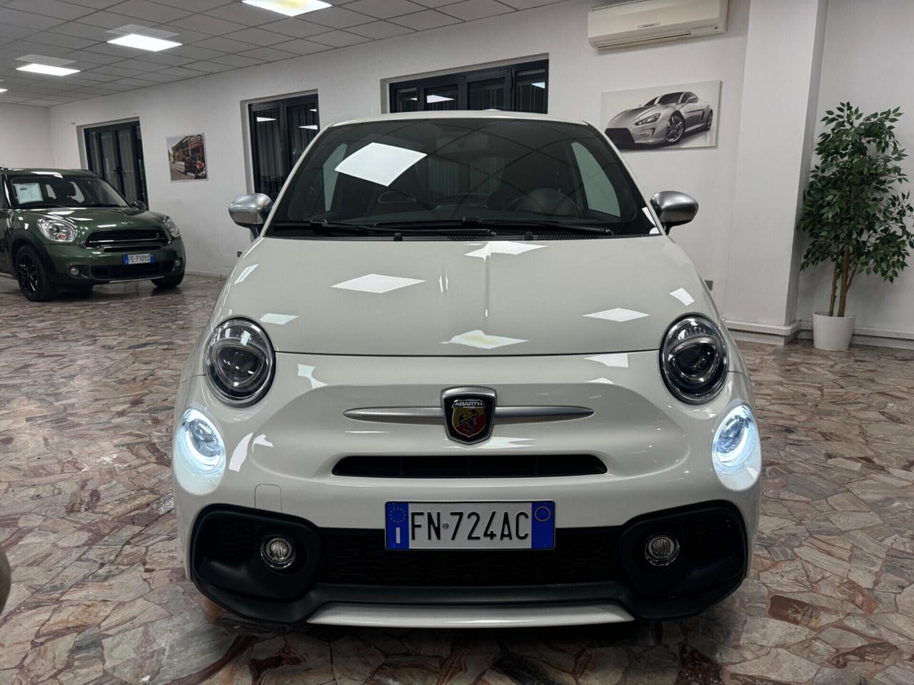 Abarth 595 1.4 Turbo T-Jet 165 CV Turismo