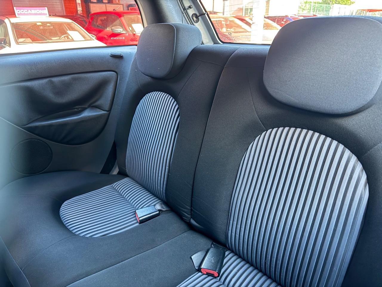 Lancia Ypsilon ADATTA A NEOPATENTATI 1.2 Argento