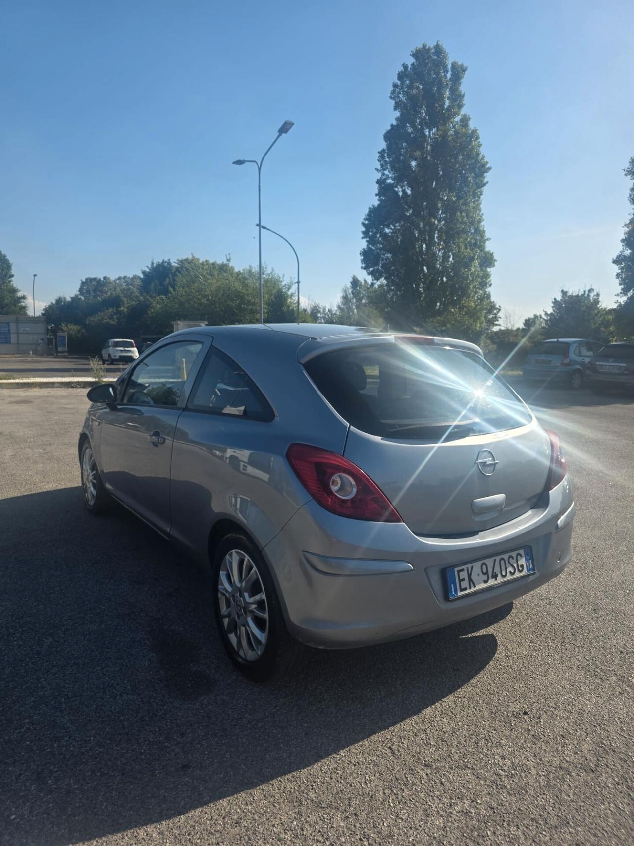 Opel Corsa 1.2 85CV 5 porte GPL-TECH Elective