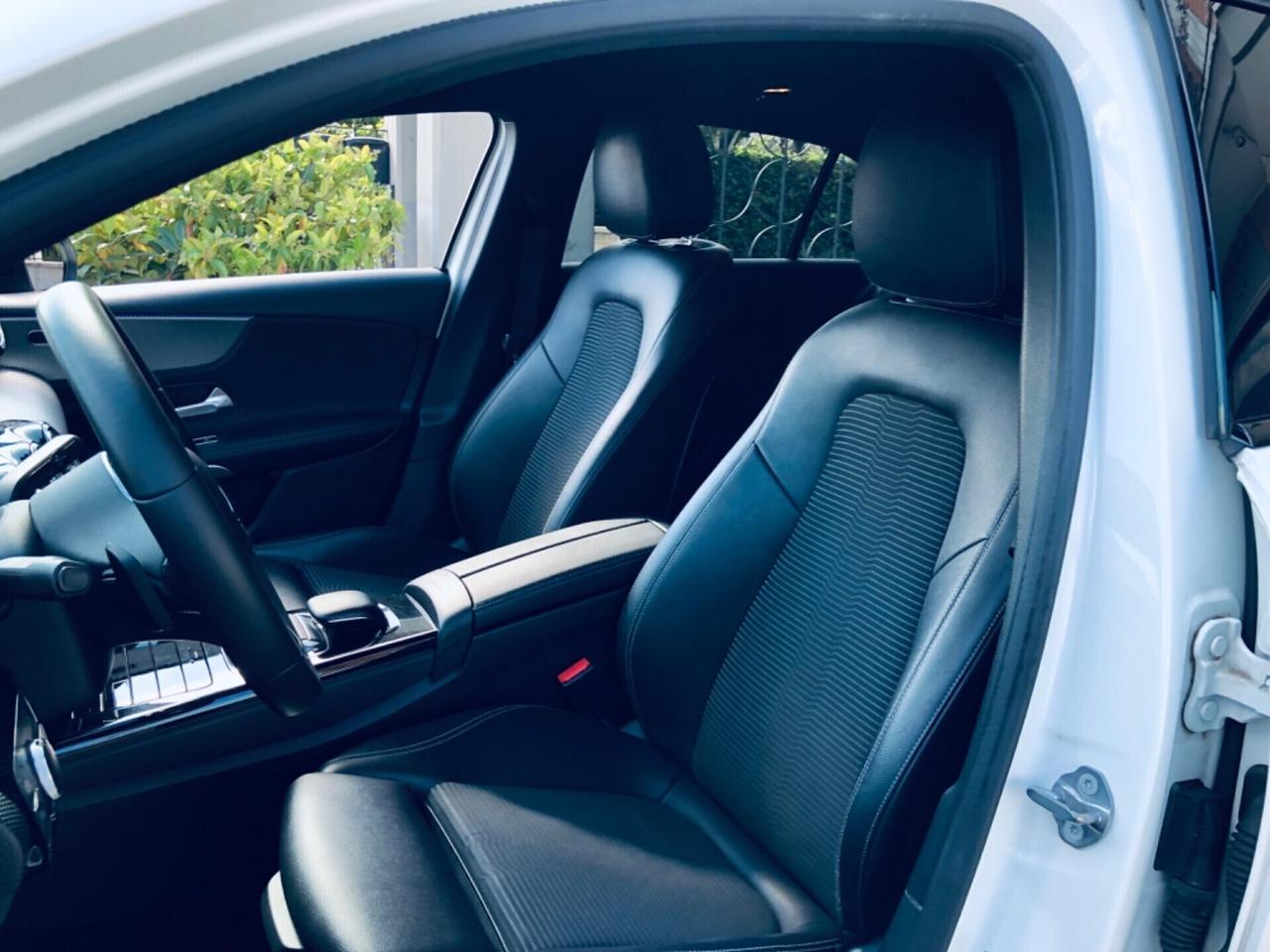 Mercedes-benz CLASSE A 180 d Automatic Sport LUCI-