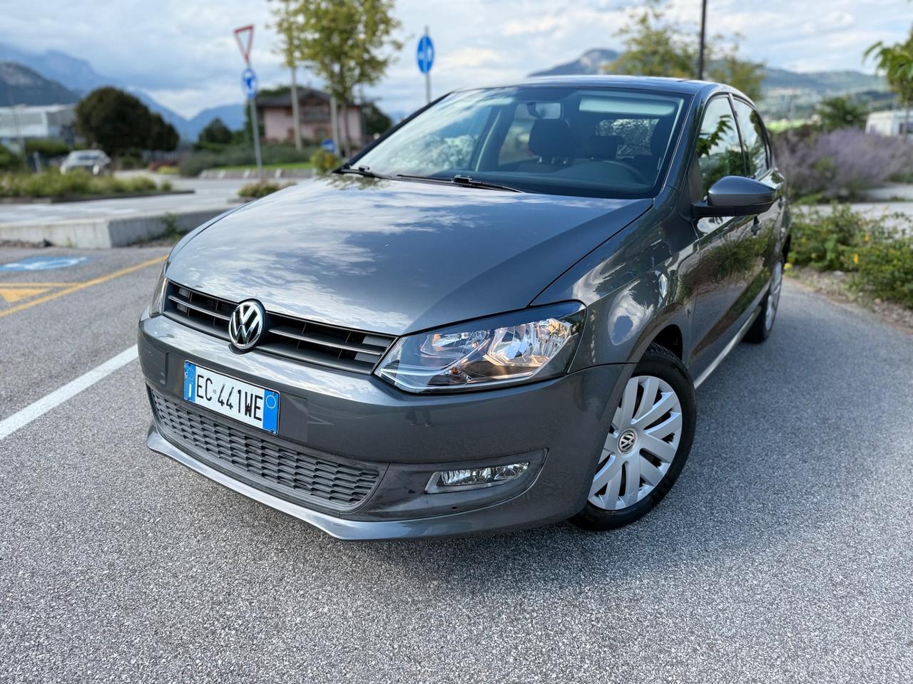 Volkswagen Polo 1.2 70 CV OK NEOPATENTATI