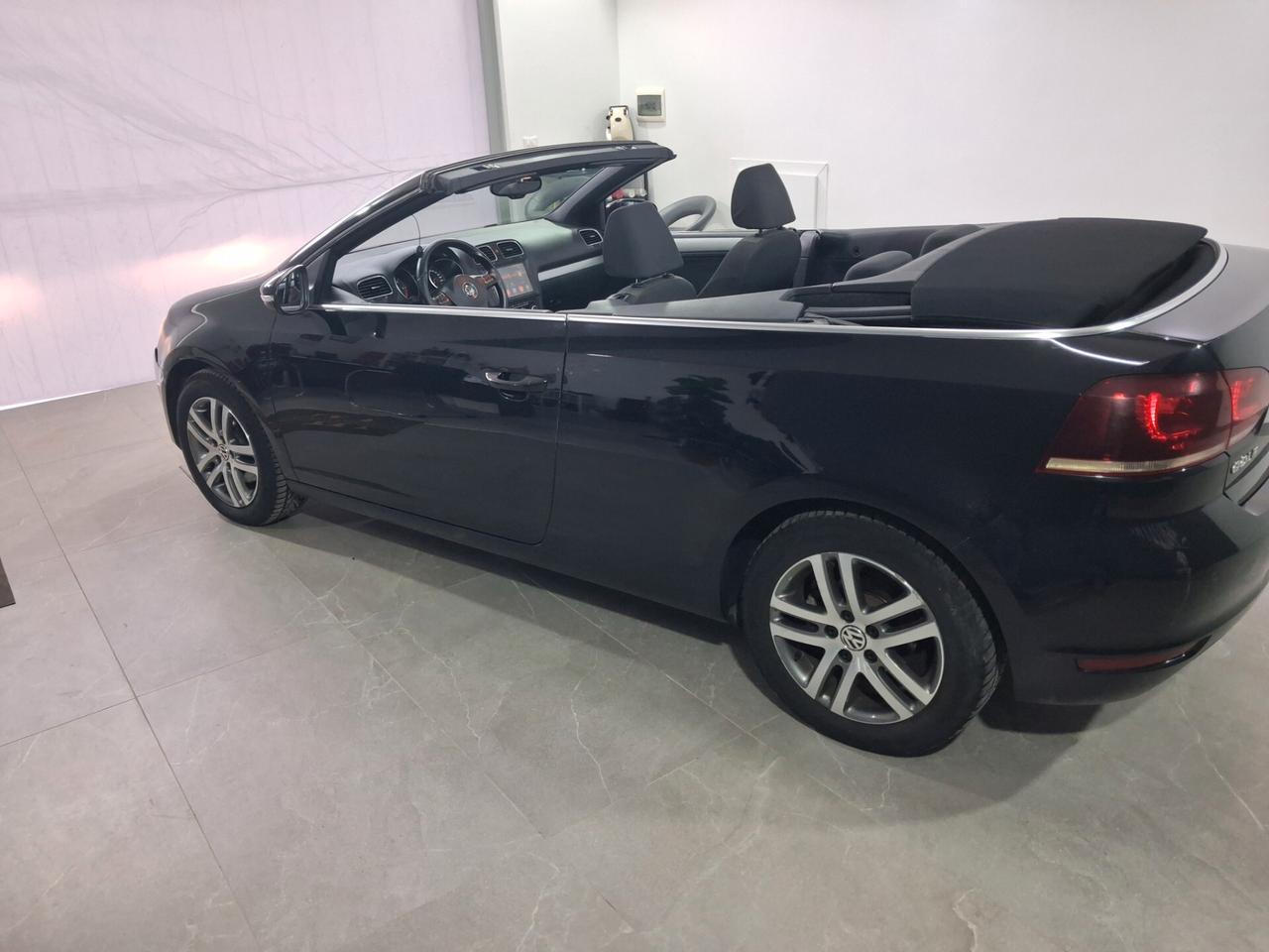 Volkswagen Golf Cabriolet 1.6 TDI full